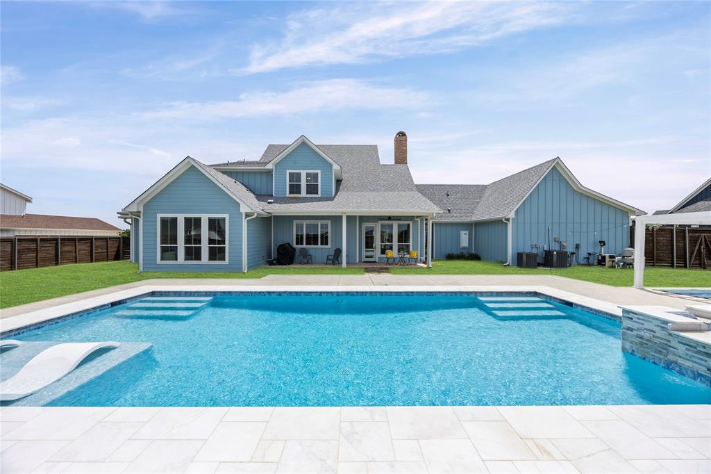 4421 Azalea Way Midlothian, TX 76065 - Photo 2 of 38 Luxury Swimming Pool