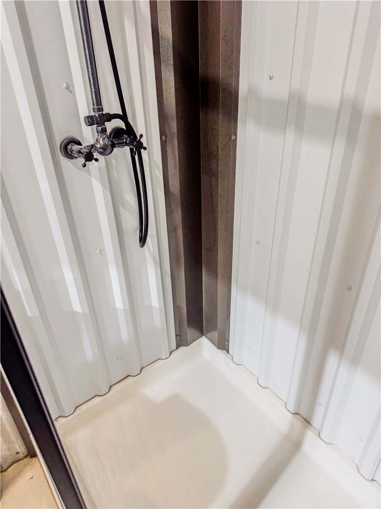 9046 Old Macey Road Hearne, TX 77859 - Photo 17 of 34