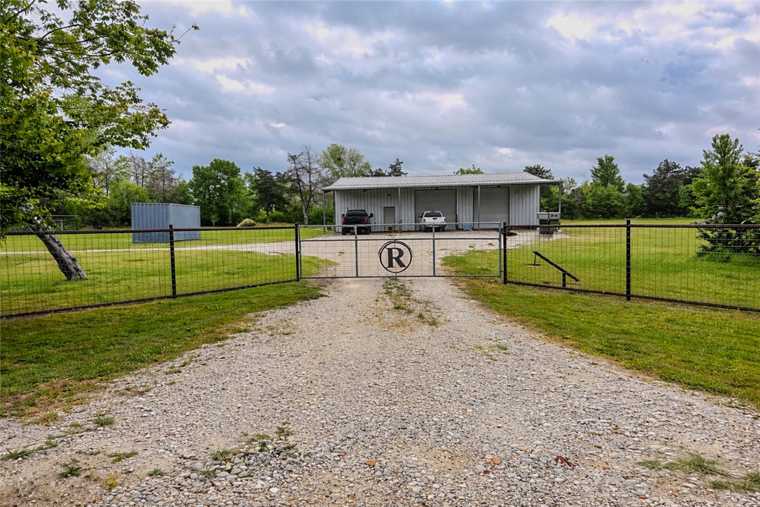 9046 Old Macey Road Hearne, TX 77859 - Photo 2 of 34
