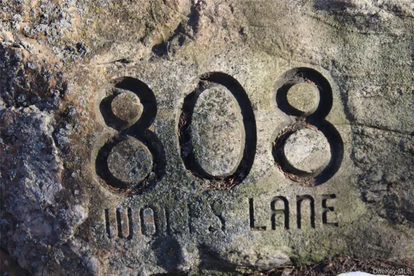 $1,675,000 | 808 Wolfs Lane, Pelham, NY 10803