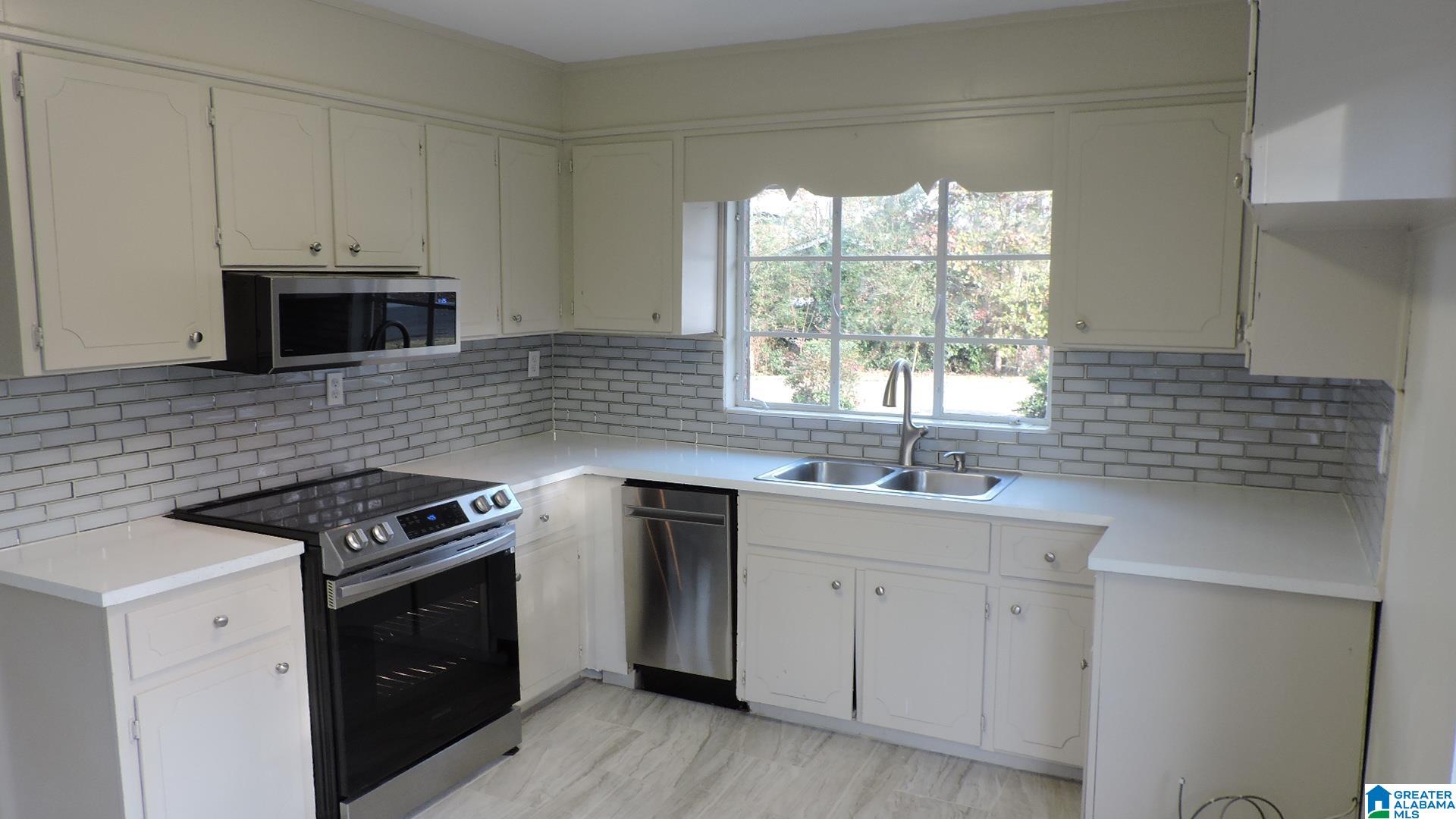 2037 Hanchey Road Birmingham, AL 35214 - Photo 7 of 15 Gallery Image 7