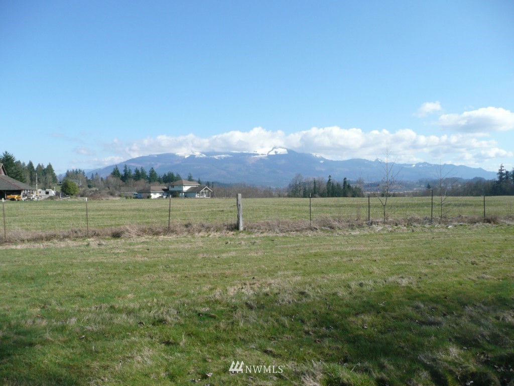 3348 Swan Road Mount Vernon, WA 98273 - Photo 3 of 13 Gallery Image 3