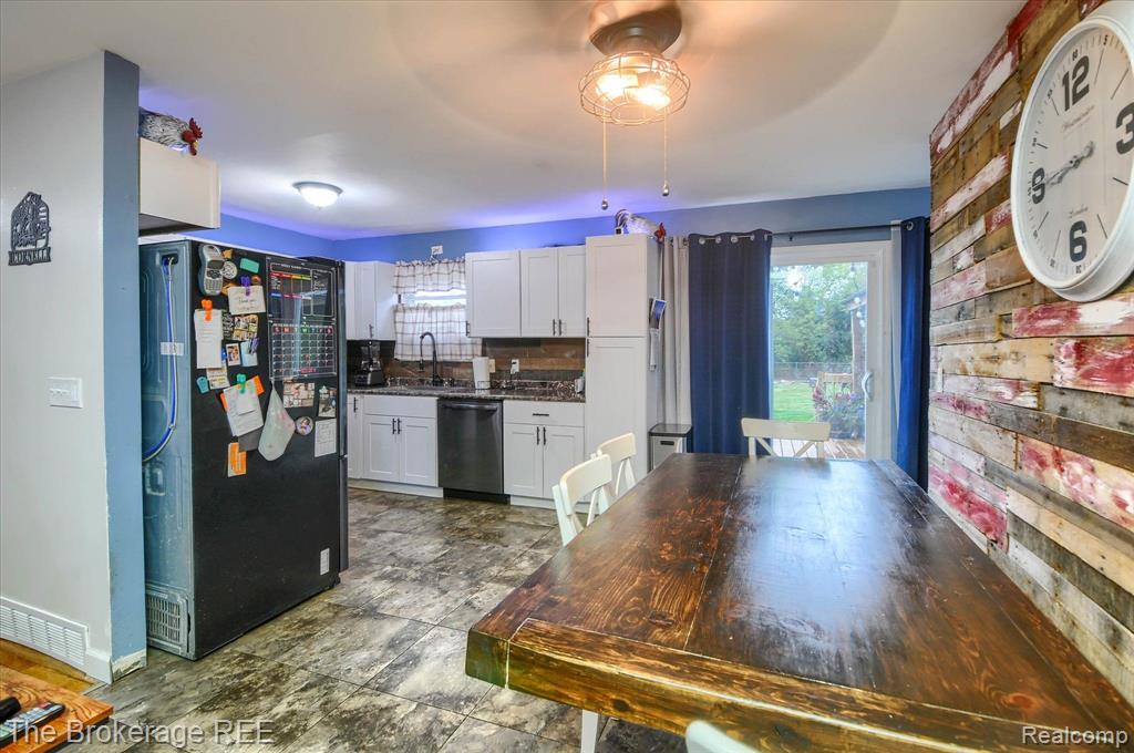 6103 North Jennings Road Mount Morris, MI 48458 - Photo 9 of 28