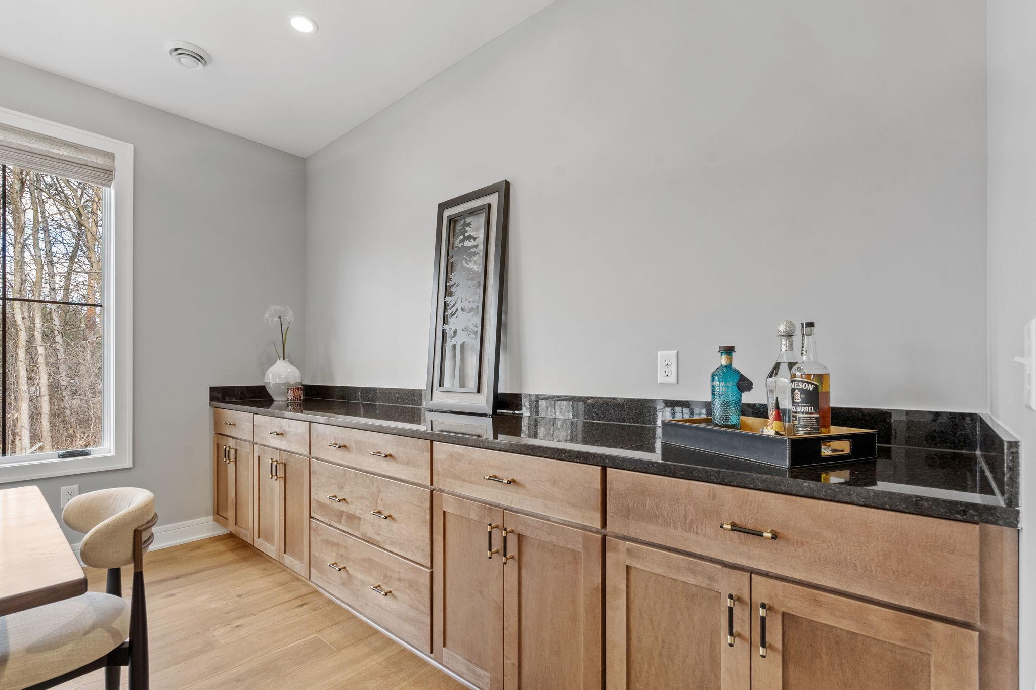 25460 Park Lane Excelsior, MN 55331 - Photo 17 of 56