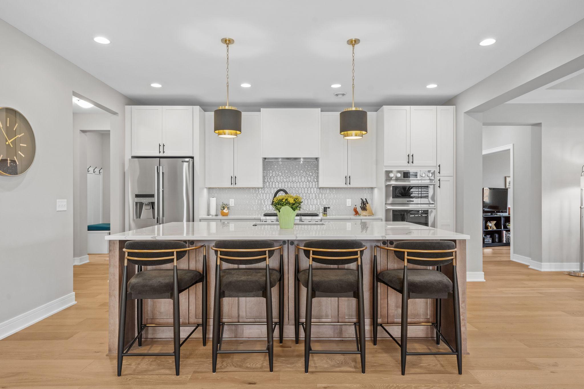 25460 Park Lane Excelsior, MN 55331 - Photo 8 of 56