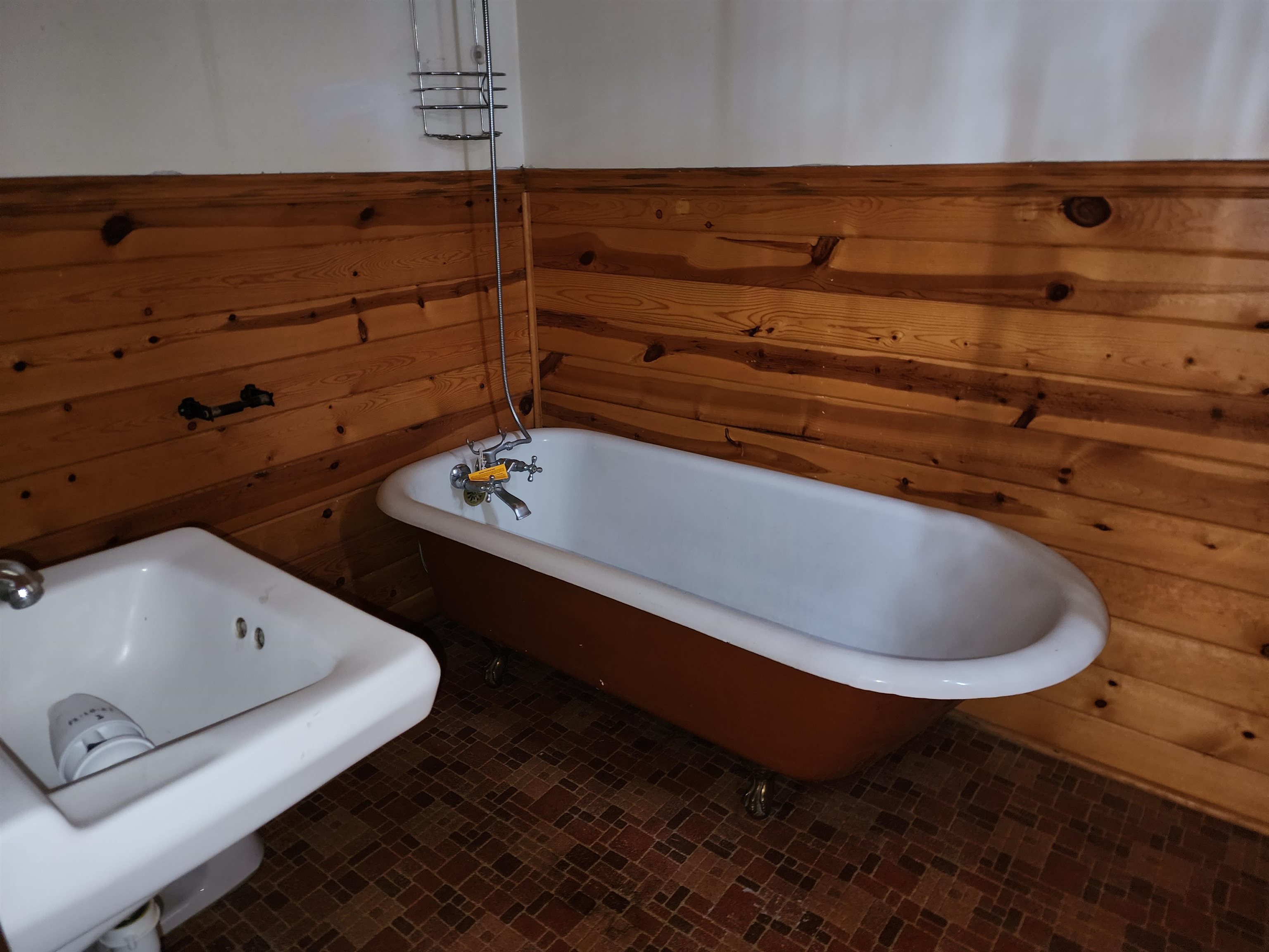 72 Laurel Mountain Road Mammoth Lakes, CA 93546 - Photo 14 of 27 a bathroom with a bathtub and shower