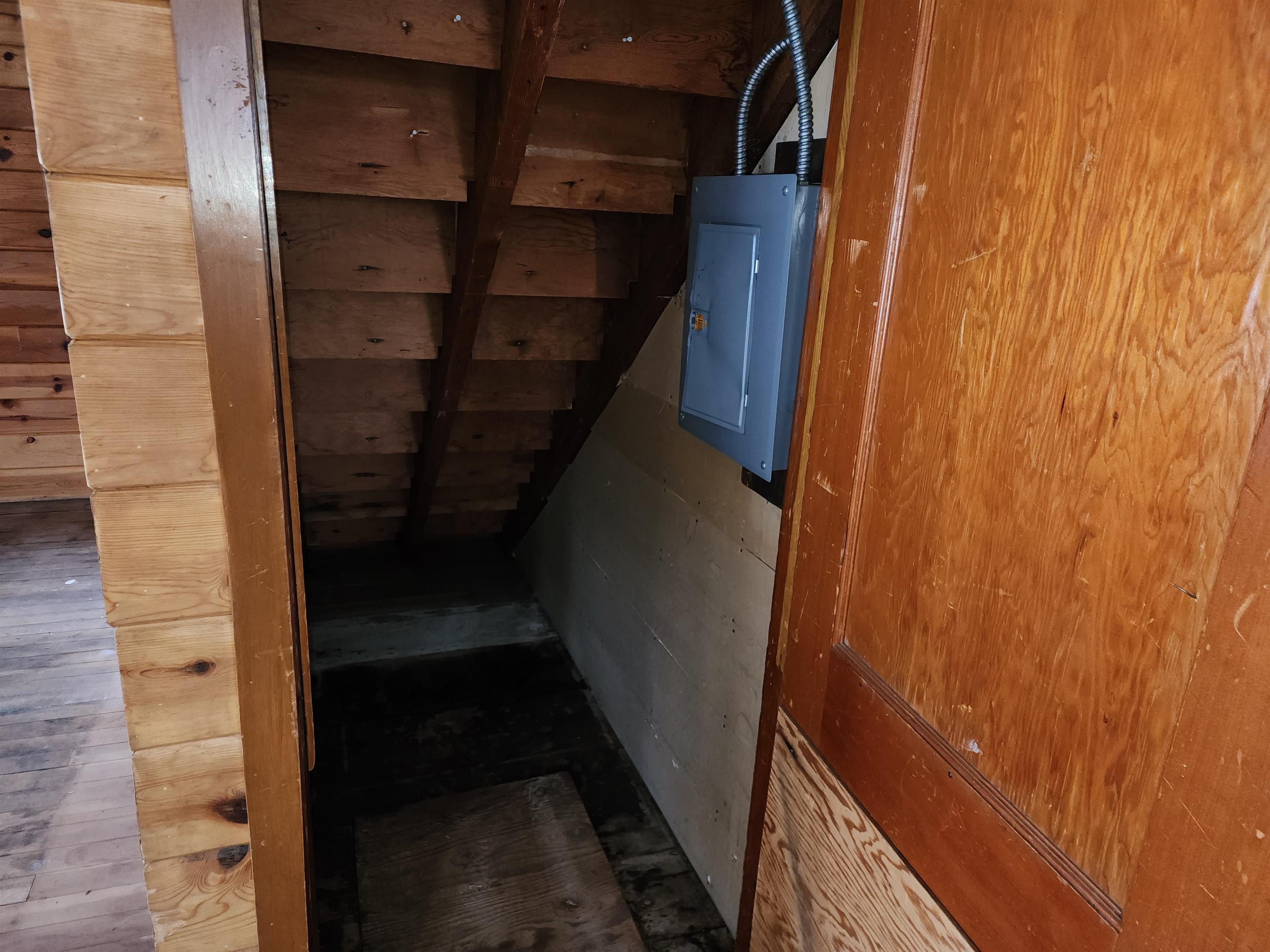 72 Laurel Mountain Road Mammoth Lakes, CA 93546 - Photo 16 of 27 a view of stairs