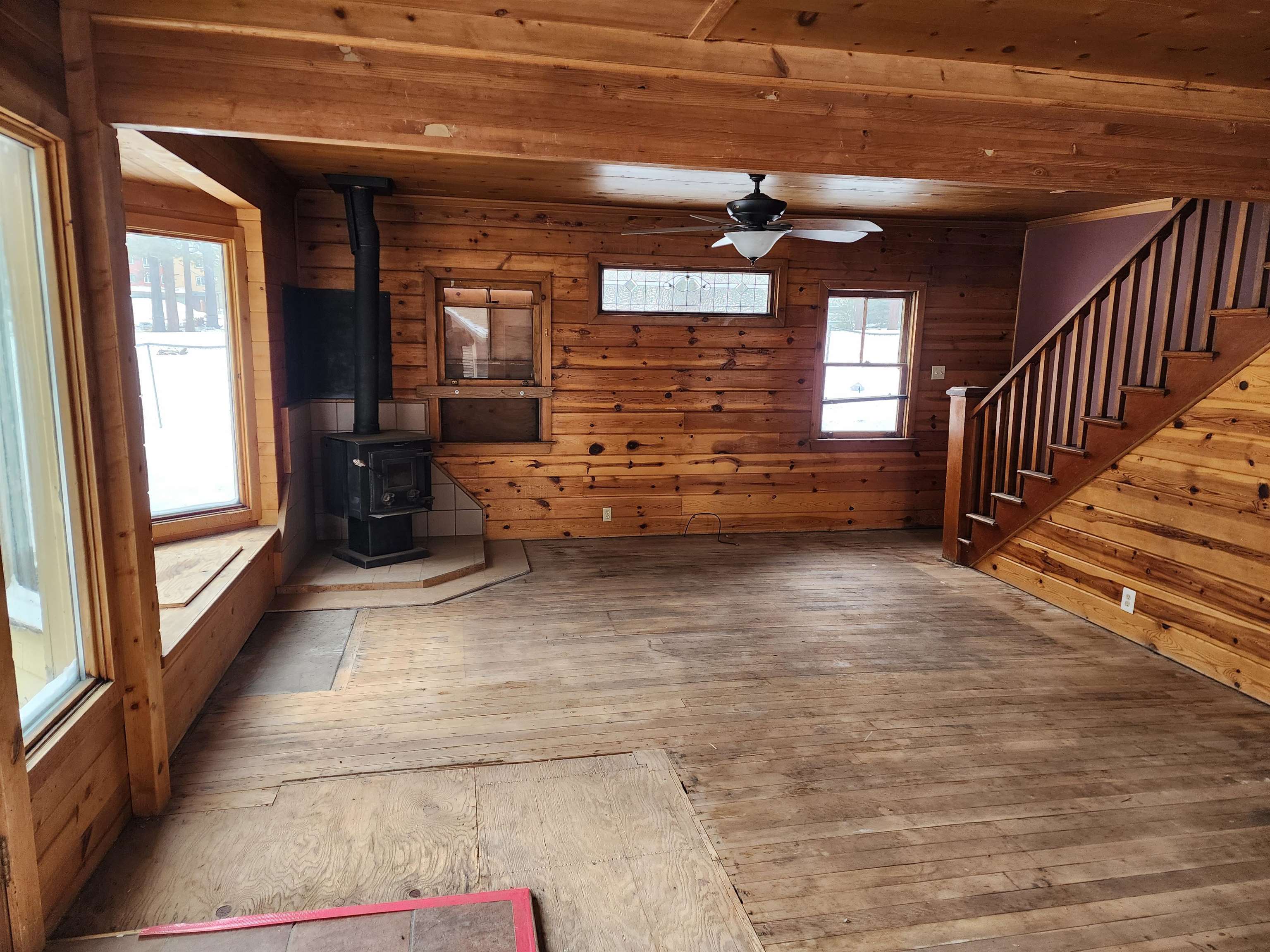 72 Laurel Mountain Road Mammoth Lakes, CA 93546 - Photo 5 of 27 a view of entryway and hall with wooden floor