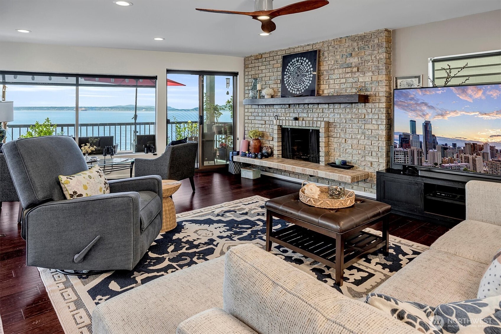 4131 Beach Drive Southwest Seattle, WA 98116 - Photo 20 of 40