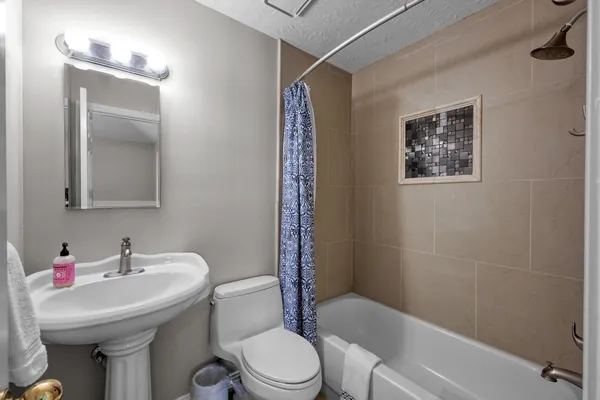 $675,000 | 3117 East Elm Circle, Katy, TX 77493