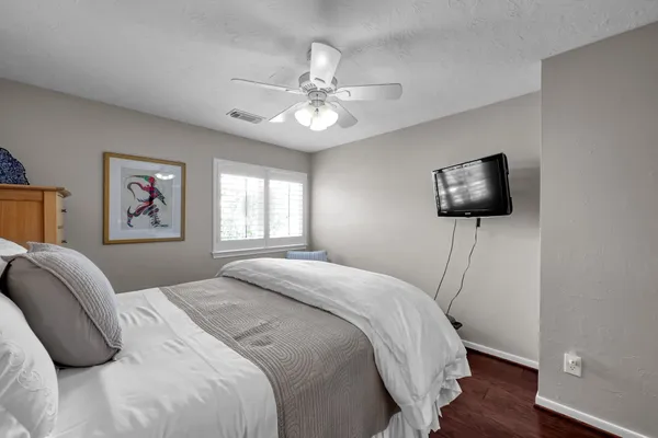 $675,000 | 3117 East Elm Circle, Katy, TX 77493