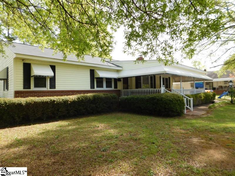 205 Davidson Street Clinton, SC 29325 - Photo 2 of 33 Gallery Image 2
