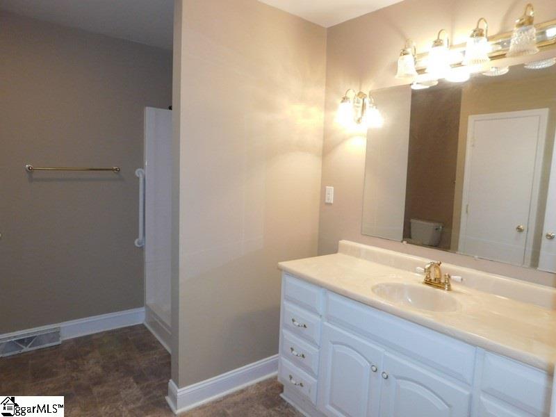 205 Davidson Street Clinton, SC 29325 - Photo 18 of 33 Gallery Image 18