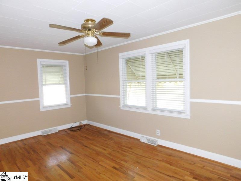 205 Davidson Street Clinton, SC 29325 - Photo 19 of 33 Gallery Image 19
