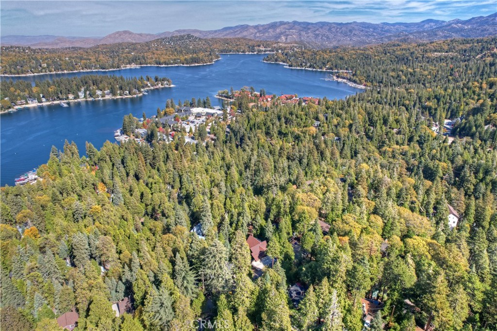 329 Summit Road Lake Arrowhead, CA 92352 - Photo 14 of 61 a view of a city with lake view
