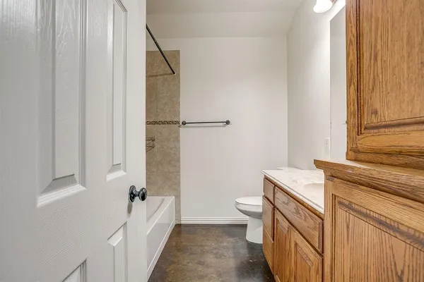 $1,525 | 723 Hometown Village, Joshua, TX 76058