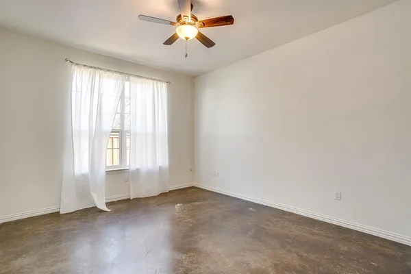 $1,525 | 723 Hometown Village, Joshua, TX 76058