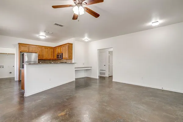 $1,525 | 723 Hometown Village, Joshua, TX 76058