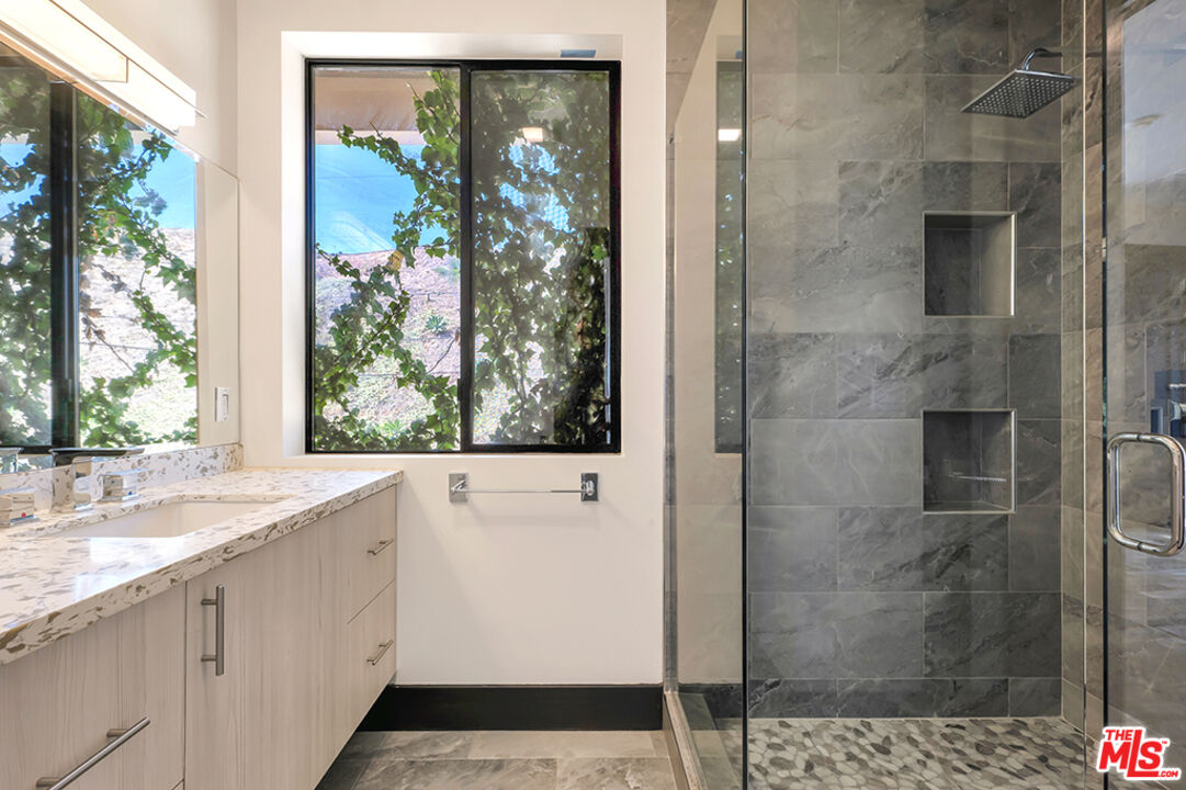 25411 Malibu Road Malibu, CA 90265 - Photo 51 of 55