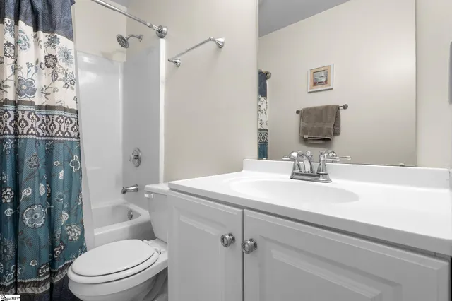 $305,000 | 6 Appalachian Lane, Mauldin, SC 29662