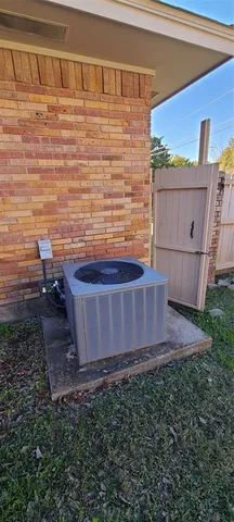 $308,500 | 6314 Autumn Woods Trail, Dallas, TX 75232