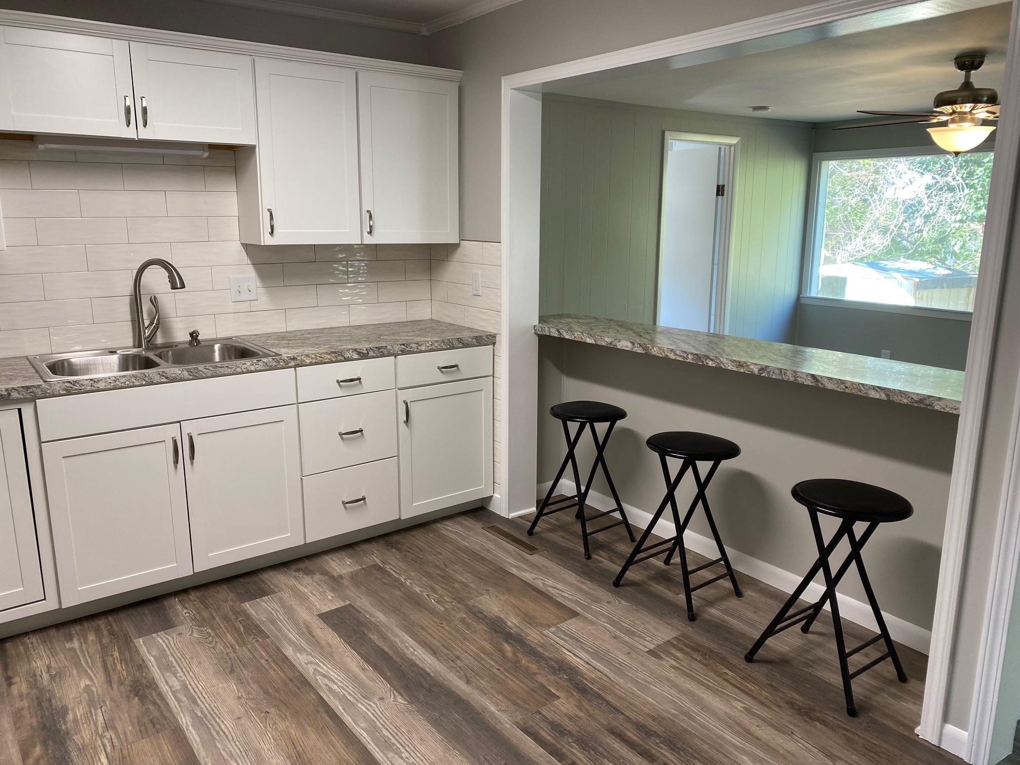 1407 Bobbie Street Augusta, KS 67010 - Photo 7 of 20