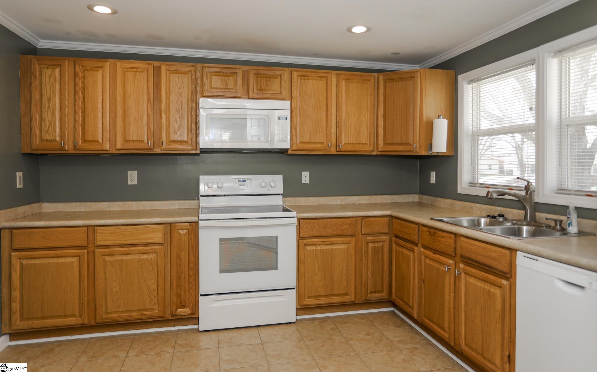 8 Strong Circle Due West, SC 29639 - Photo 9 of 36