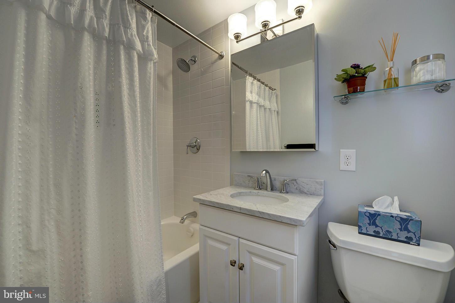 5617 Newington Road Bethesda, MD 20816 - Photo 22 of 30 Bath