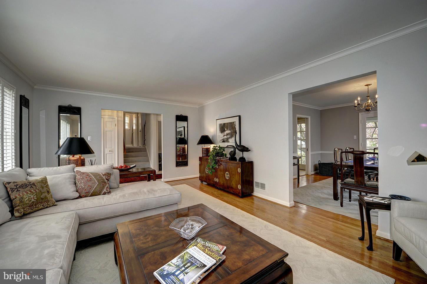 5617 Newington Road Bethesda, MD 20816 - Photo 5 of 30 Living Room