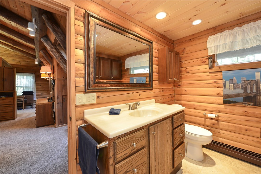 21 Mile Road Coventry, RI 02816 - Photo 23 of 38 First Floor Master Bathroom