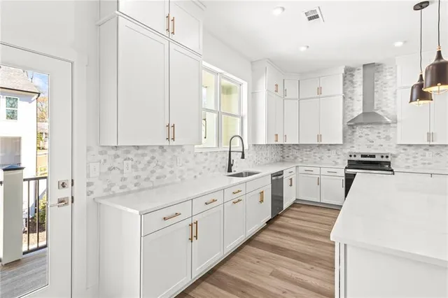 $519,000 | 490 Hammons Way Southeast, Atlanta, GA 30315