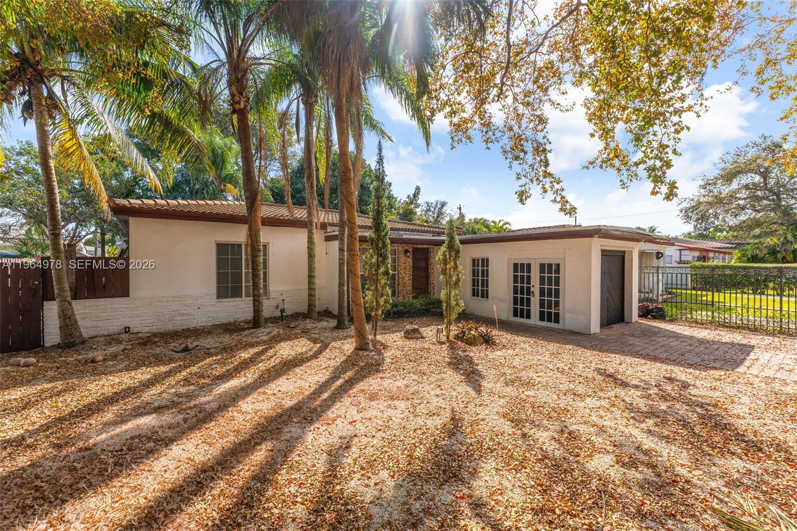 4220 Southwest 13th Street Miami, FL 33134 - Photo 4 of 31