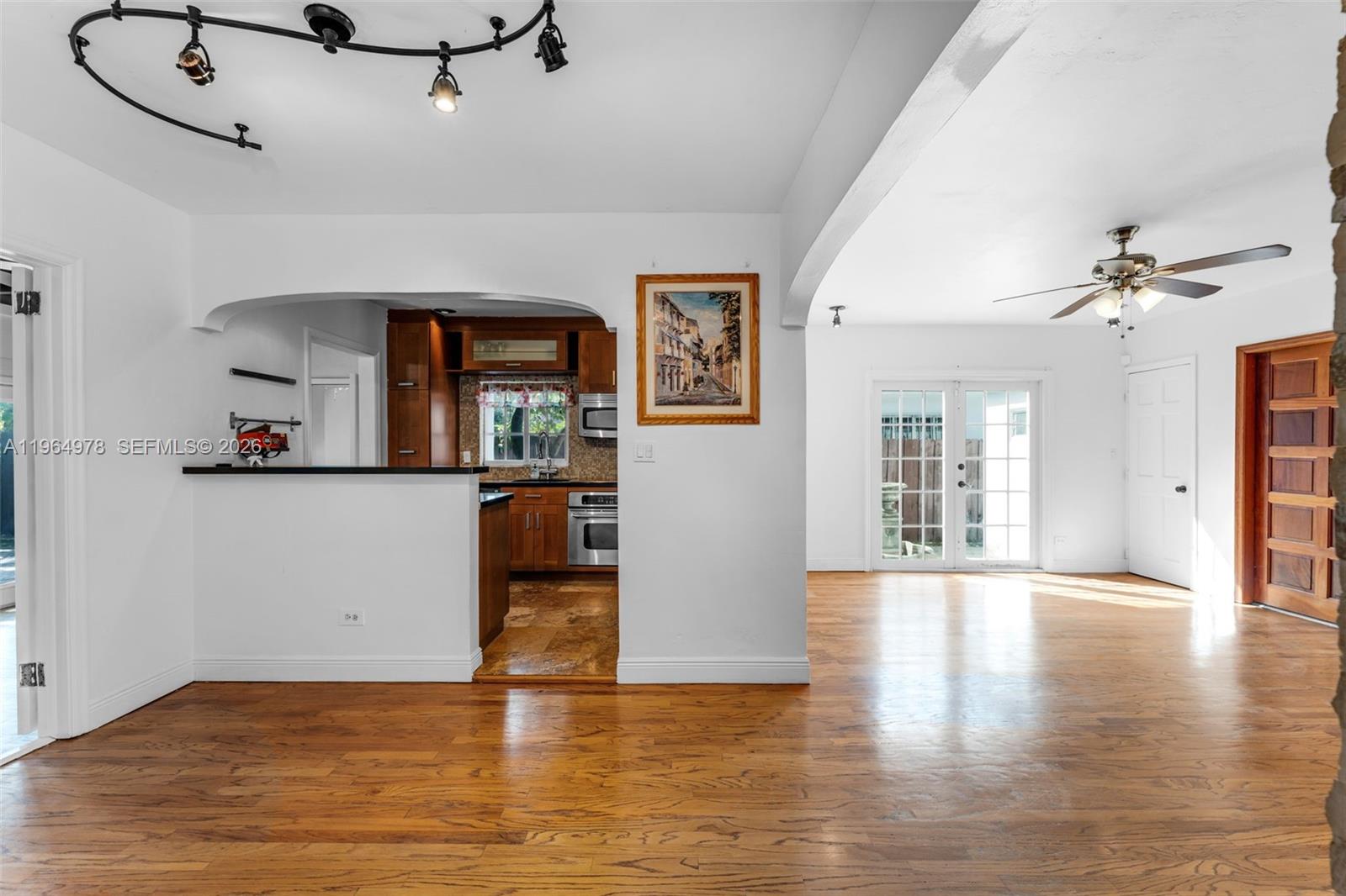 4220 Southwest 13th Street Miami, FL 33134 - Photo 7 of 31