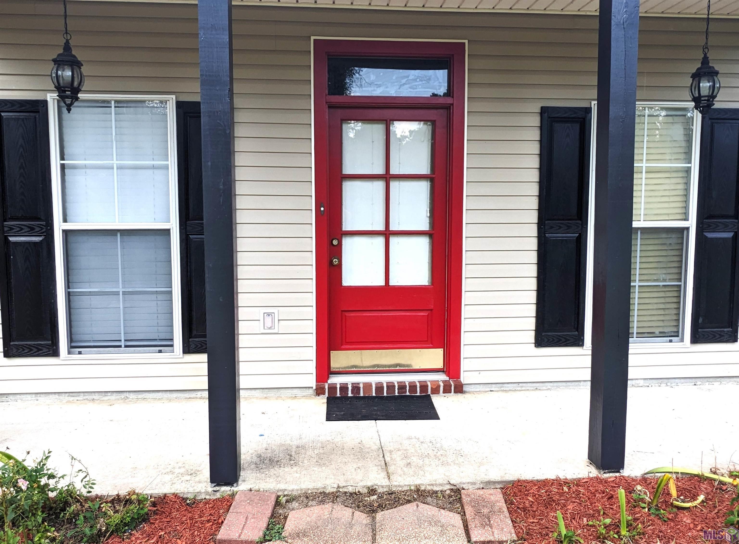 39372 Shafter Leblanc Road Gonzales, LA 70737 - Photo 4 of 31 Front Entrance
