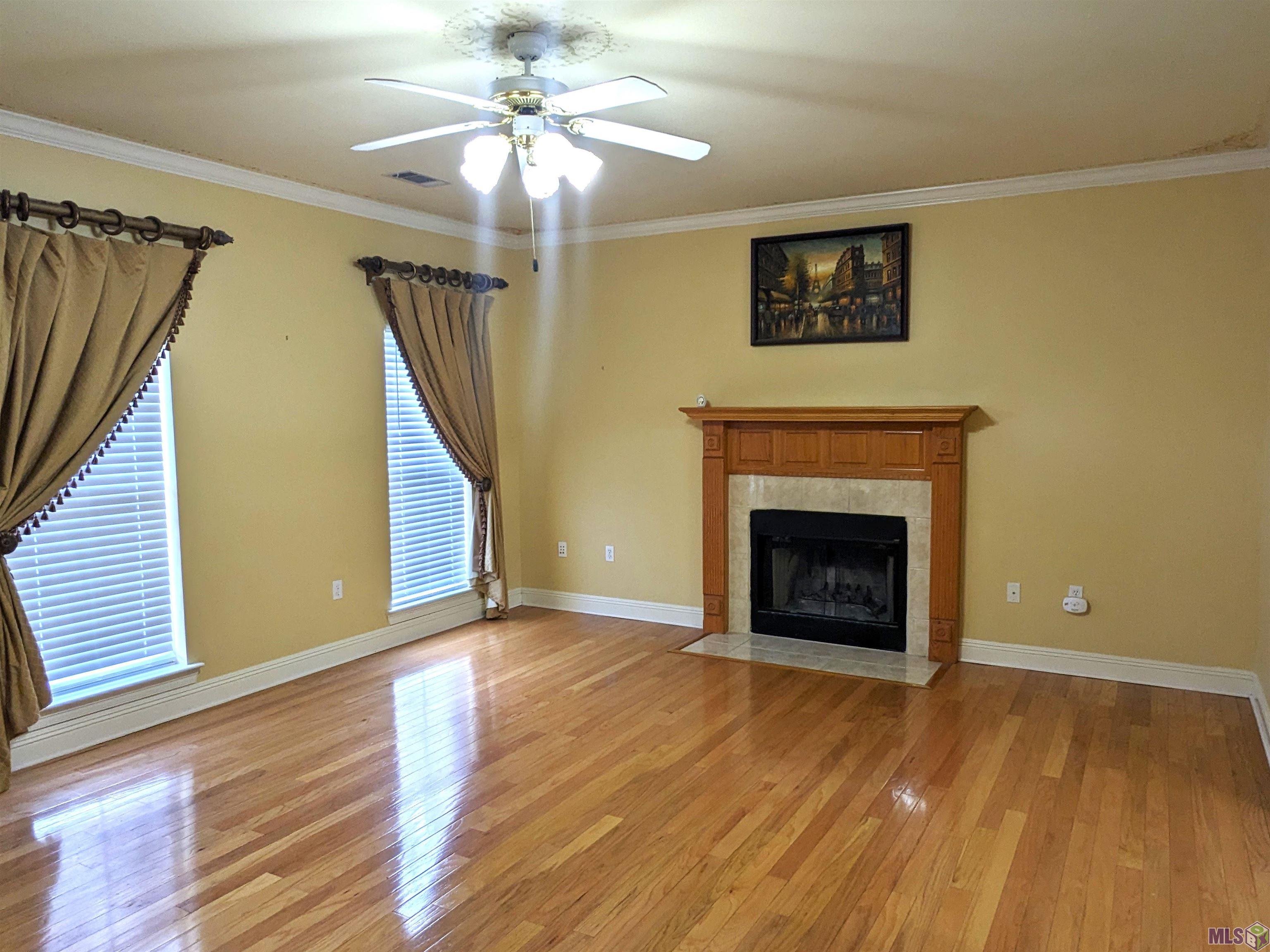 39372 Shafter Leblanc Road Gonzales, LA 70737 - Photo 9 of 31 Firepalce