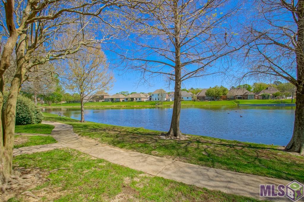 2321 Shadowbrook Drive Baton Rouge, LA 70816 - Photo 28 of 38