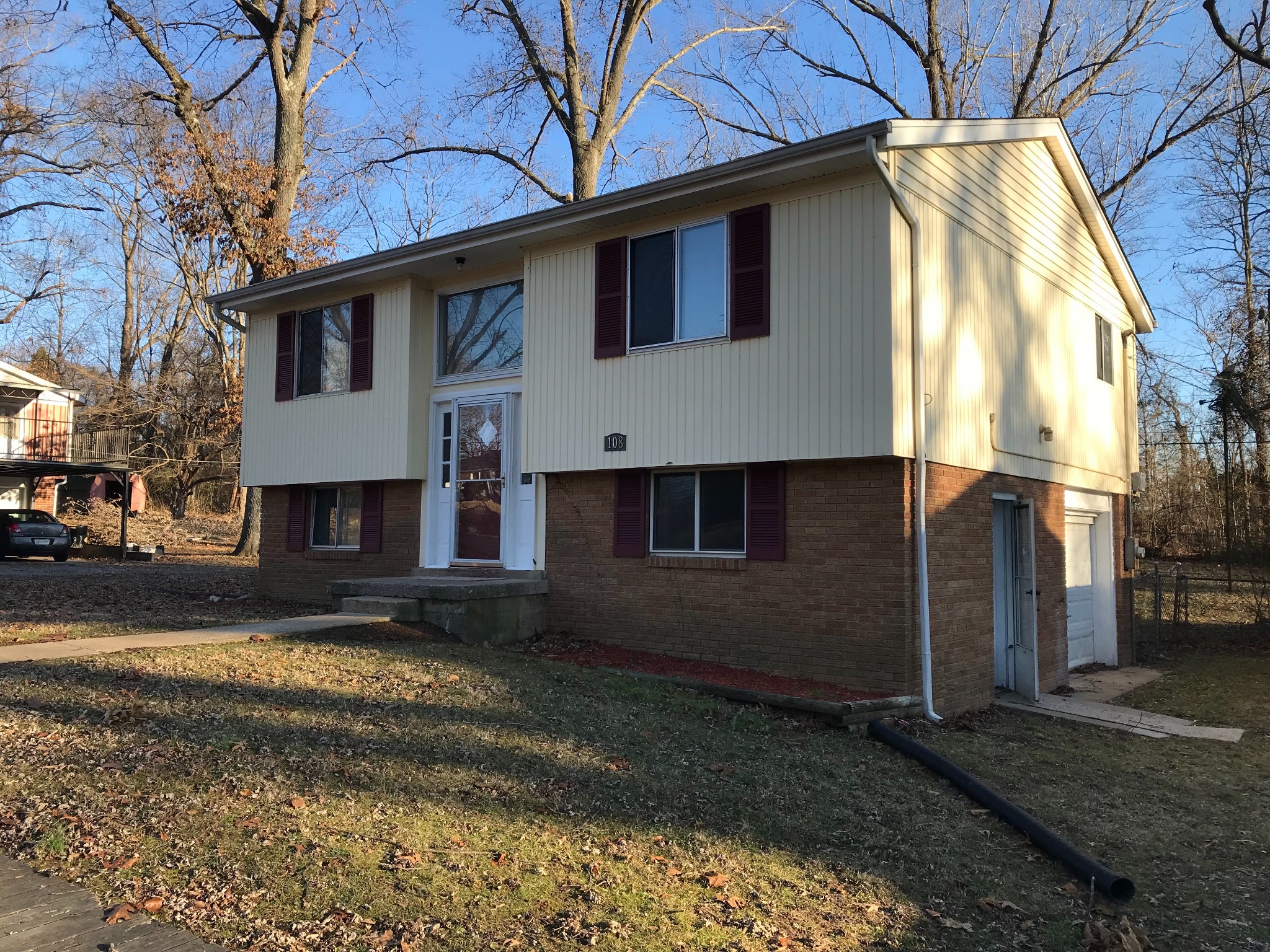 108 Airport Road Clarksville, TN 37042 - Photo 2 of 16 a view of a house with a yard
