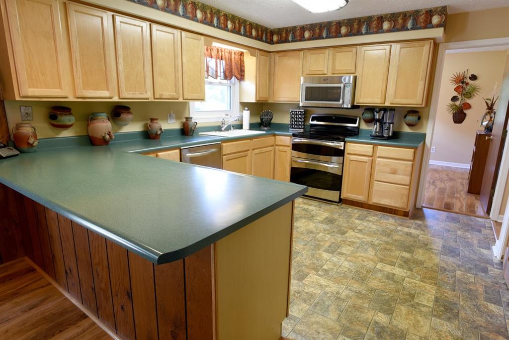7660 Hickory Road Brownsburg, IN 46112 - Photo 14 of 24