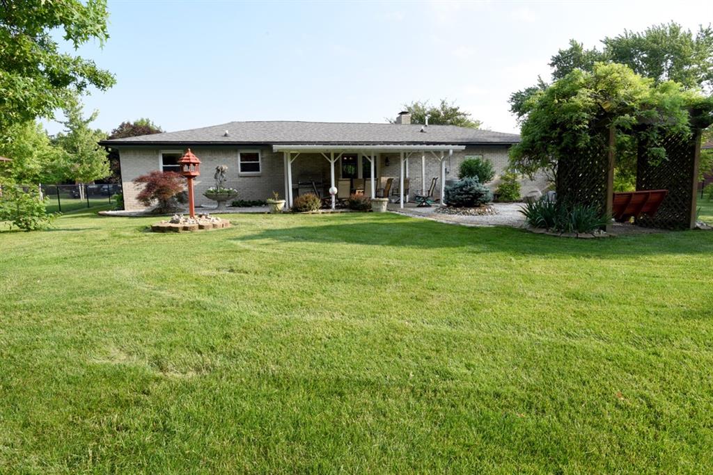 7660 Hickory Road Brownsburg, IN 46112 - Photo 4 of 24