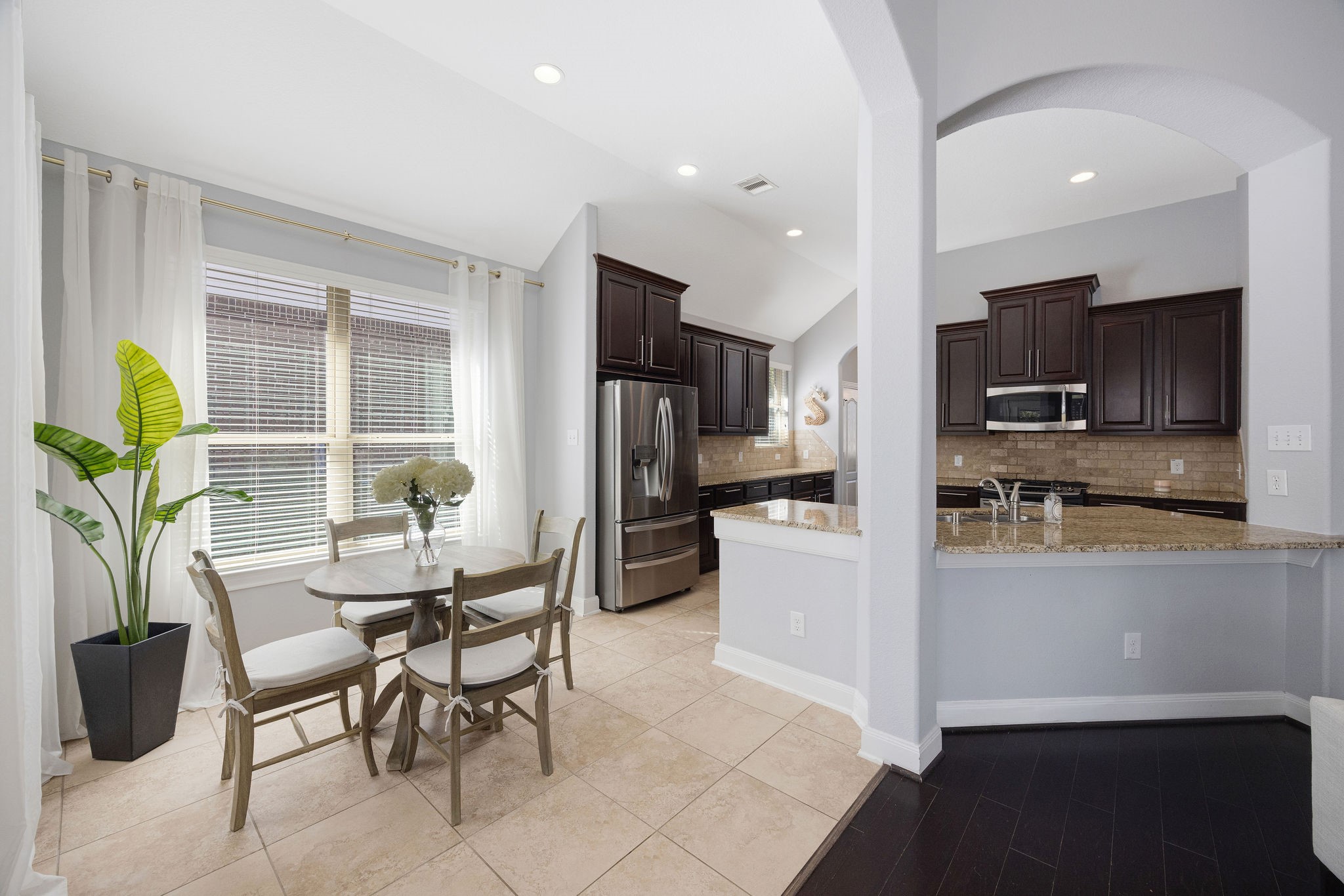 31 South Victoriana Circle Spring, TX 77389 - Photo 20 of 47