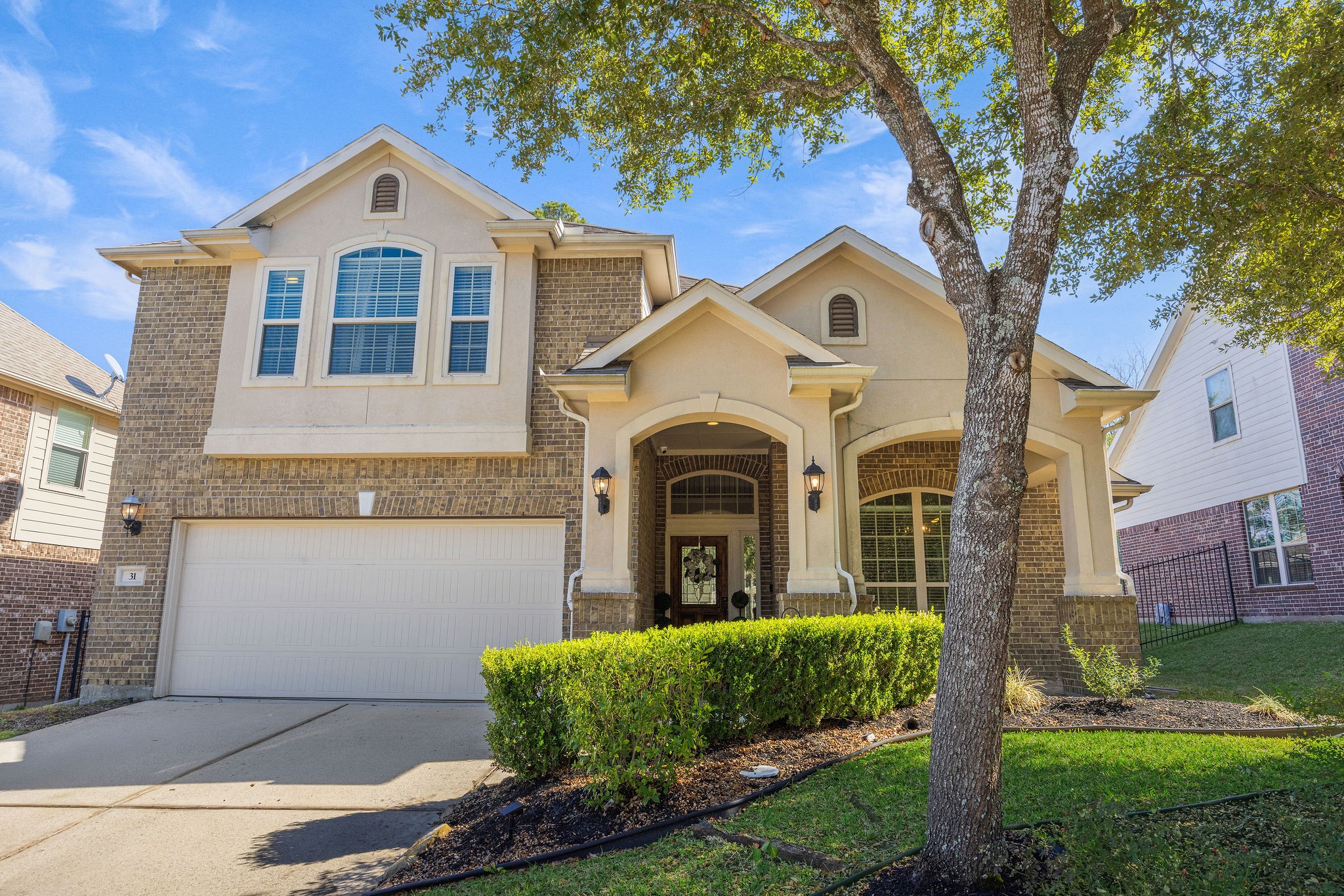 31 South Victoriana Circle Spring, TX 77389 - Photo 2 of 47