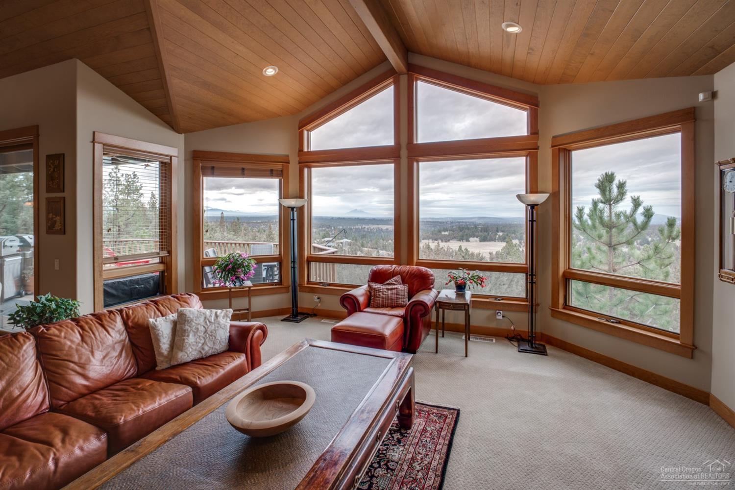 3607 Northwest Falcon Ridge Bend, OR 97703 - Photo 4 of 24 Additional Photo