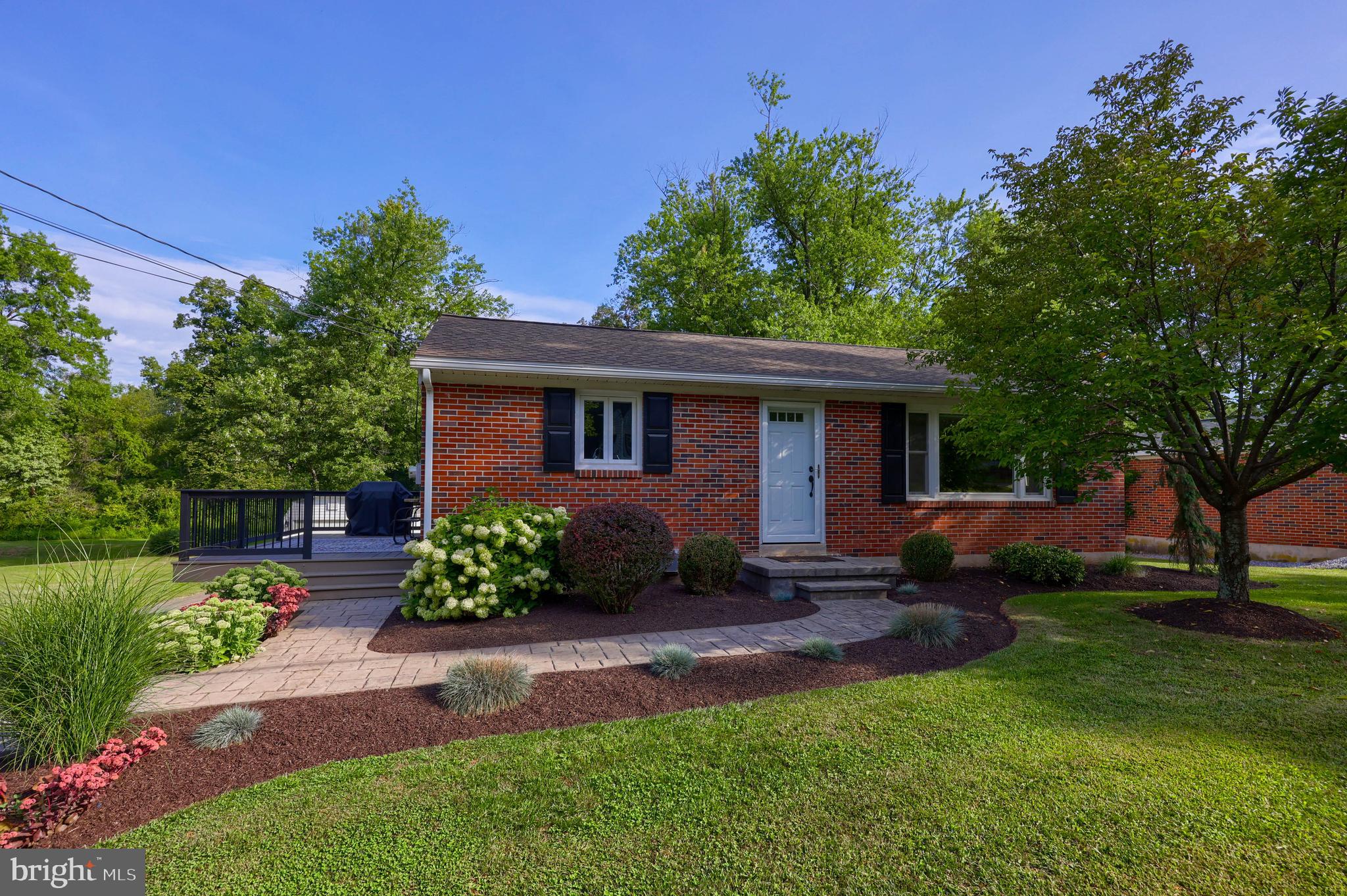 195 Resh Road Reinholds, PA 17569 - Photo 2 of 76 Gallery Image 2