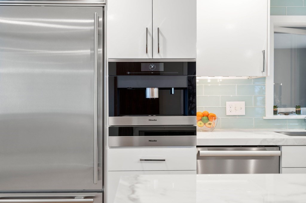 10 Stone Ridge Road Beverly, MA 01915 - Photo 10 of 38 Gallery Image 10