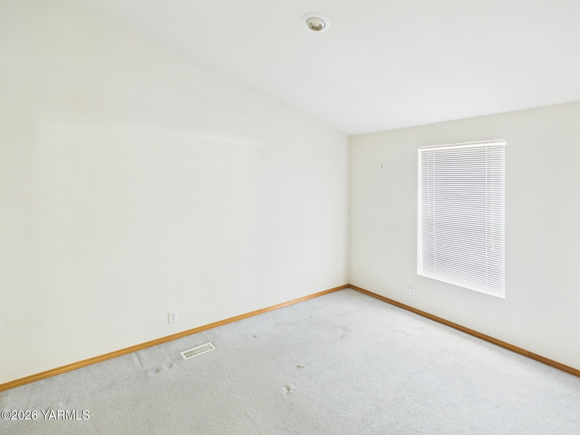 6400 Ridgeway Drive Yakima, WA 98901 - Photo 14 of 16 CAM01883G0-PR0033-STILL013