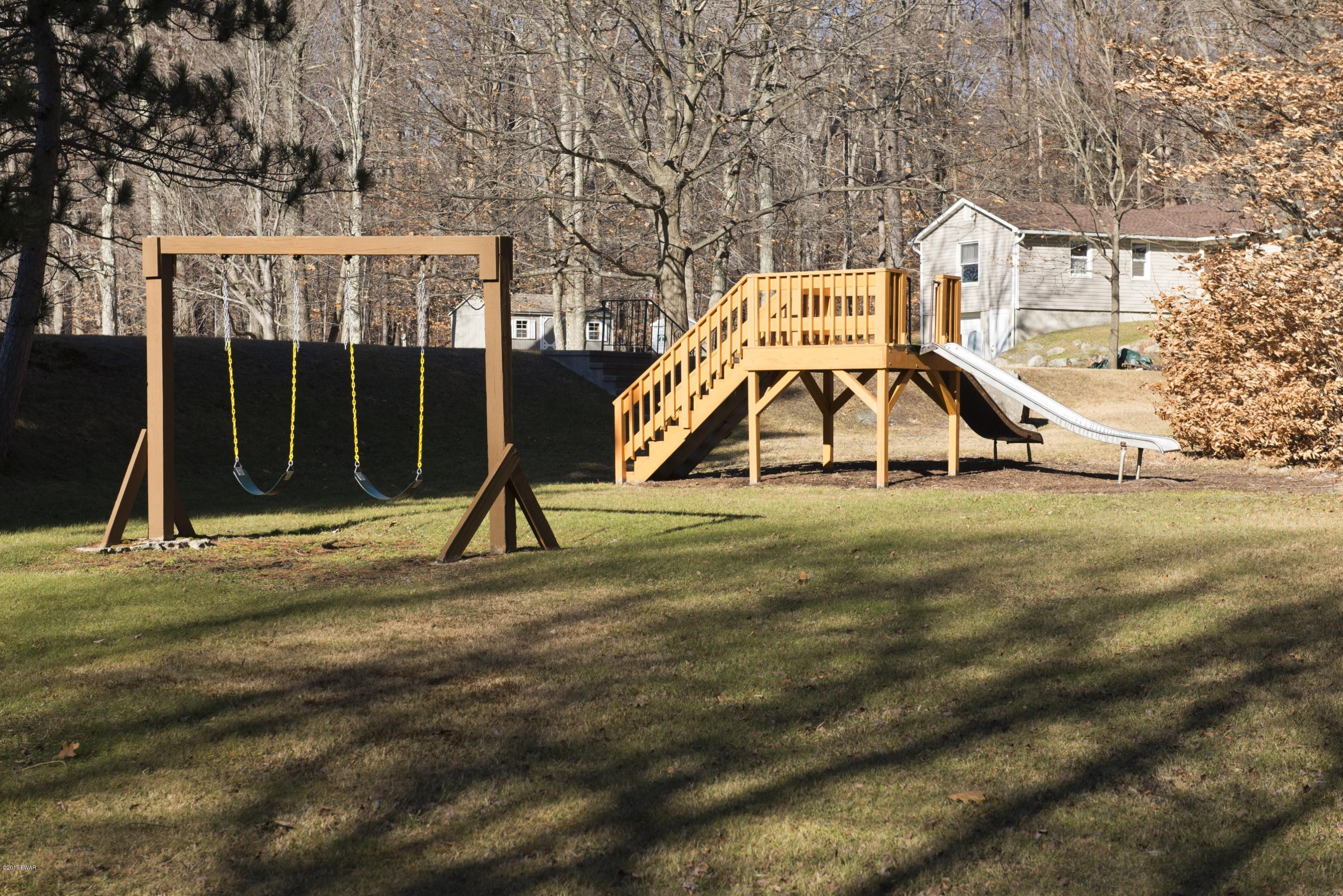 120 Lake In The Clouds Road Canadensis, PA 18325 - Photo 30 of 34 playground