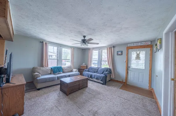 $239,900 | 684 Bielby Road, Lawrenceburg, IN 47025