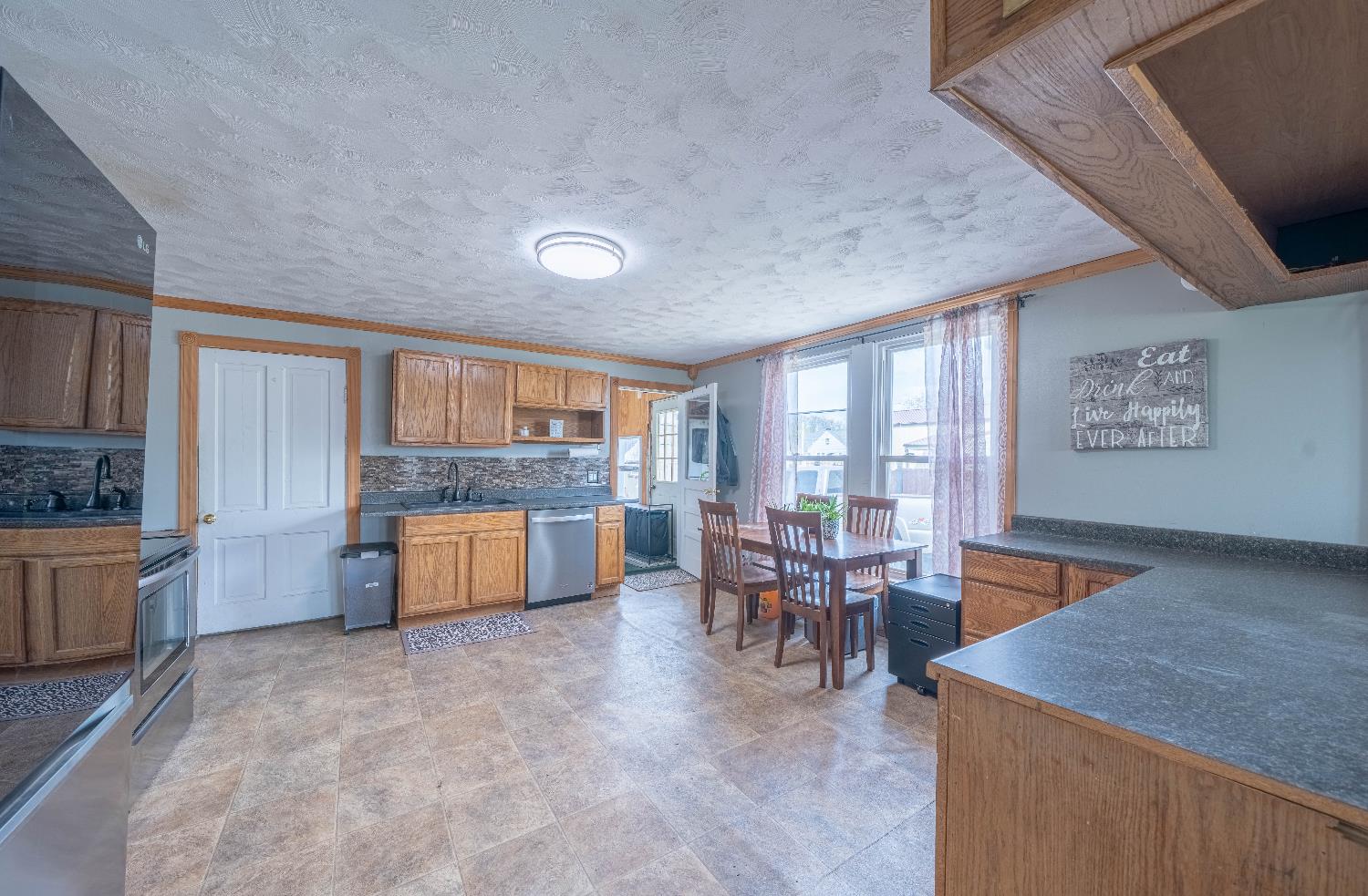 684 Bielby Road Lawrenceburg, IN 47025 - Photo 12 of 40