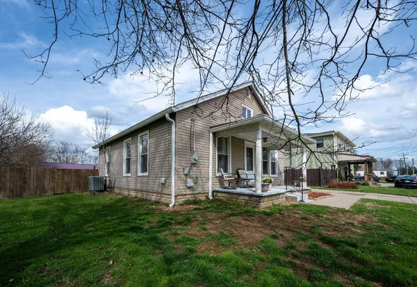 $239,900 | 684 Bielby Road, Lawrenceburg, IN 47025