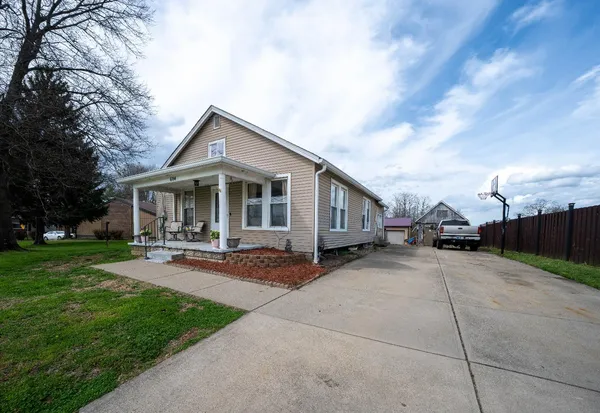 $239,900 | 684 Bielby Road, Lawrenceburg, IN 47025